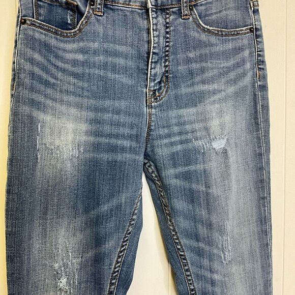 BDG Jeans Women’s Size 28wx29L Twig High Rise Blue Jeans Distressed Medium Wash - Picture 2 of 11